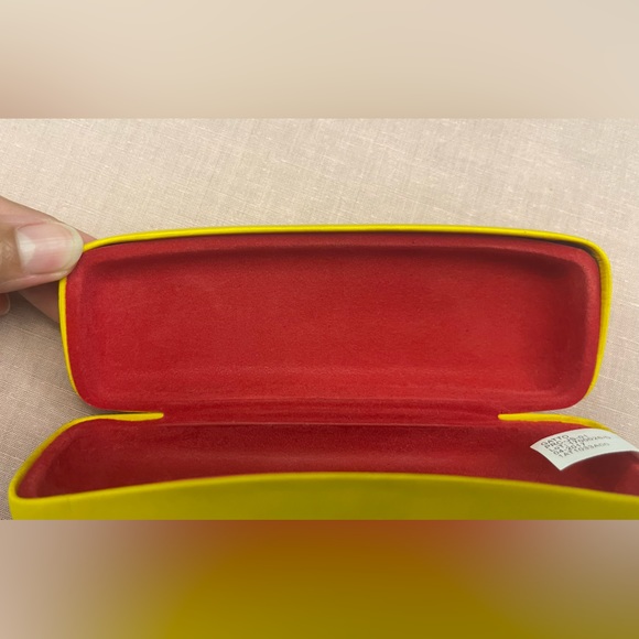 Ray-Ban sunglasses/ glasses hard case | yellow mustard color - Picture 4 of 12